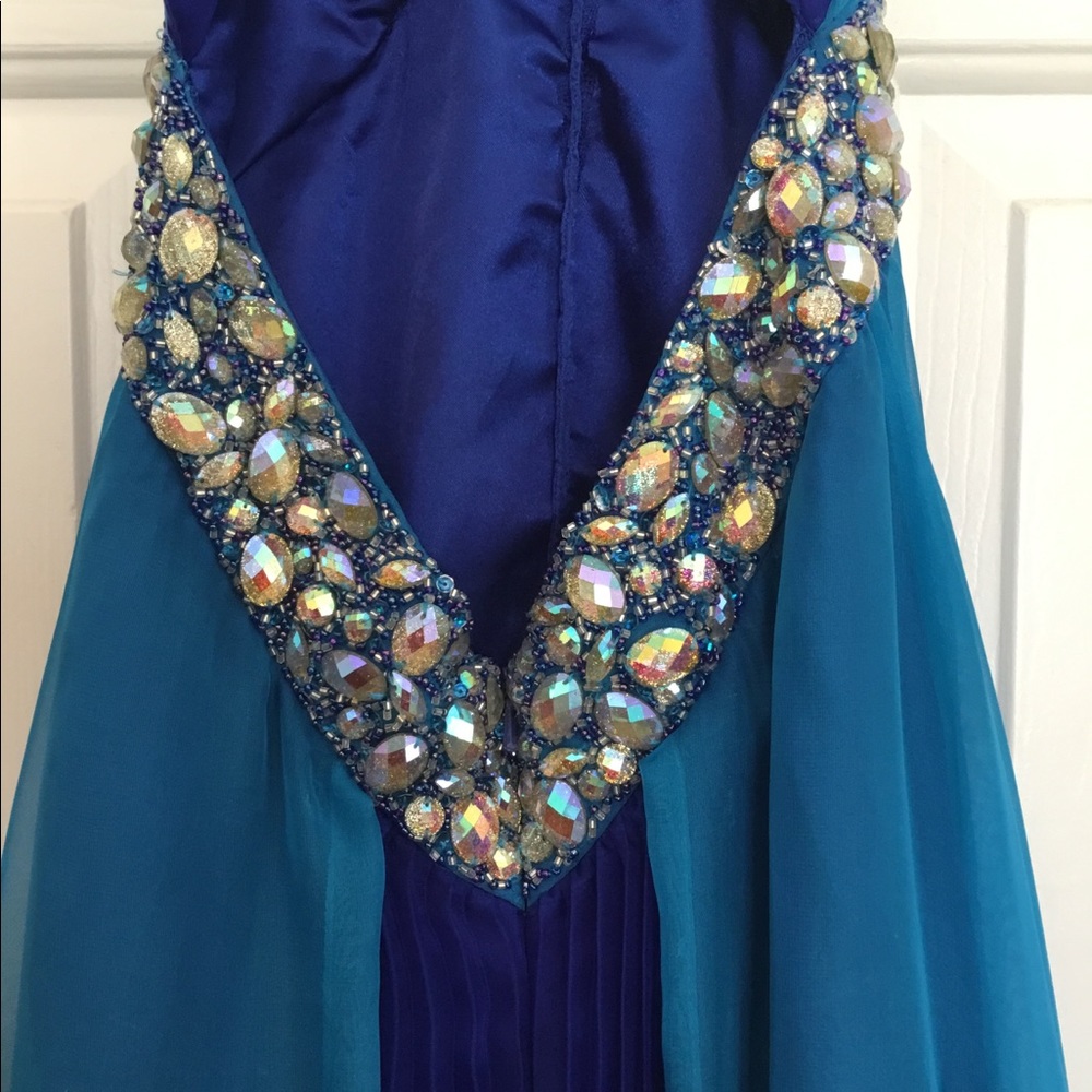 Dimitra Designs Prom/Formal Dress - Picture 8 of 8